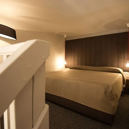 Gasthuis Assunta Domus 4*