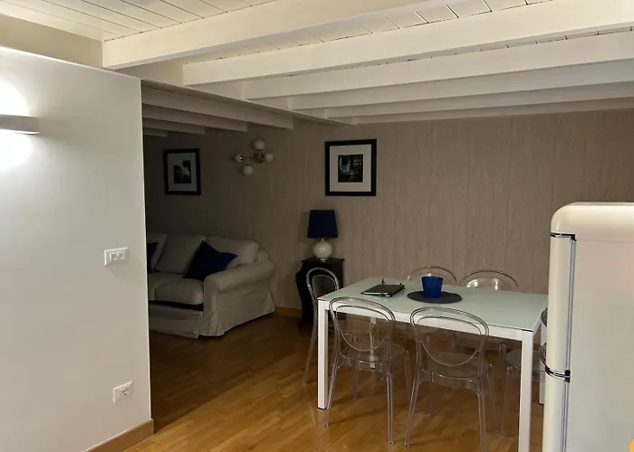 ゲストハウス Assunta Domus